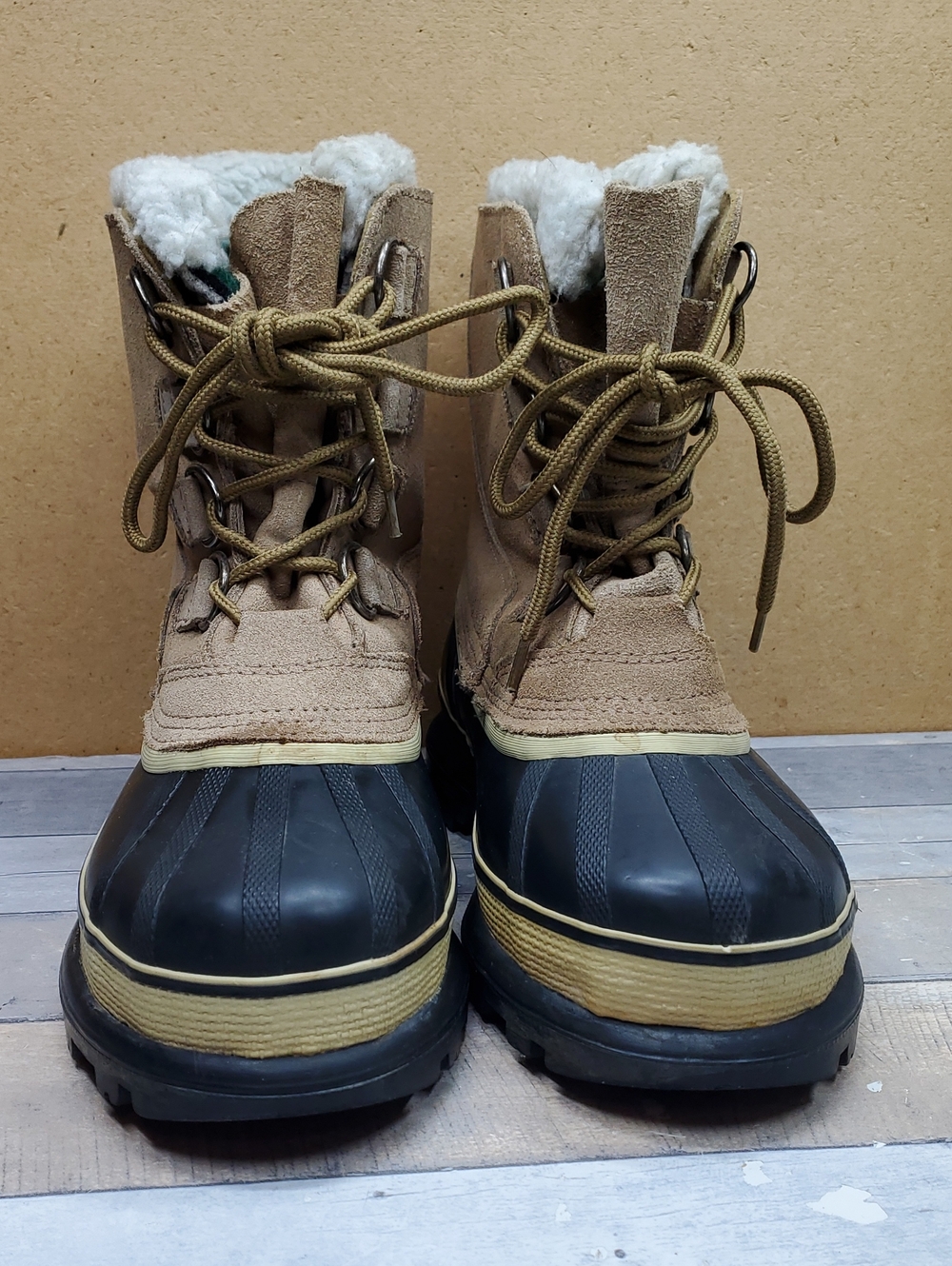 Ozark Trail Men's Insulated Winter Duck Boots Size 9